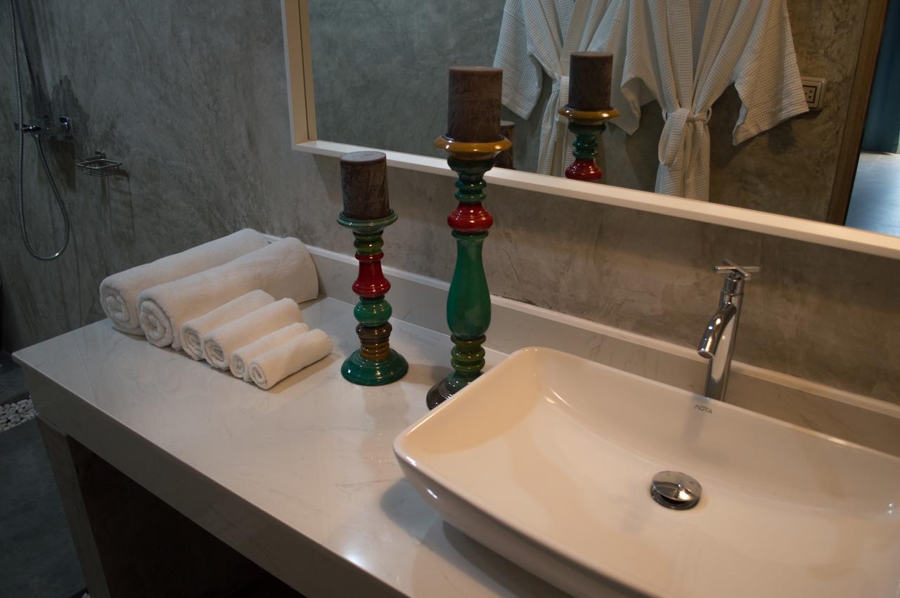 Kata On Sea By Bgb Villas Karon Luaran gambar